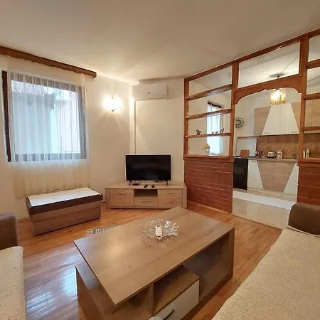 Apartman 2a *